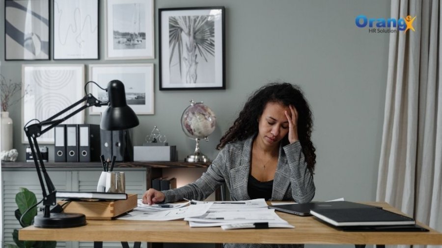 Pusing Hitung Gaji Karyawan? Payroll Outsourcing Services Solusinya!